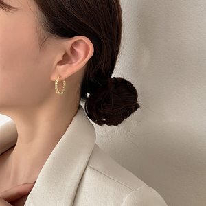 레트로 원형 귀걸이 새로운 스터드 귀고리 여성 개성 패션