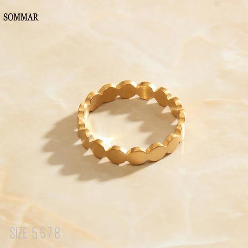 SOMMAR  패션 뜨거운 판매 여성 18KGP 트렌디 한 골드 채워진 레이디 반지 원형 남성의 매력