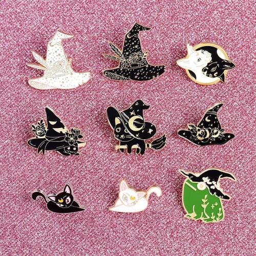 마녀 에나멜 핀 컬렉션 모자와 고양이 개구리 초승달 블랙 고딕 옷깃 Wiccan 브로치 쥬얼리